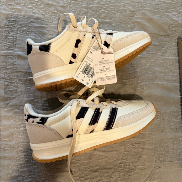 adidas Shoes - Adidas Cream and Black Patterned Sneakers